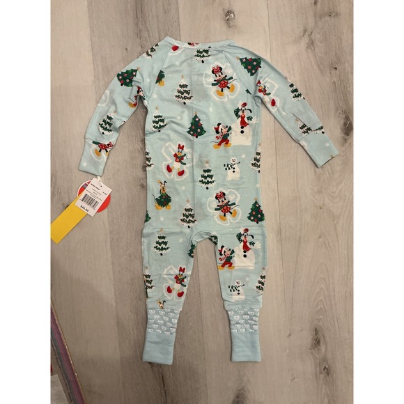 Magnetic Me Disney Christmas Pajamas Sleepsuit 9-12 Months New With Tags - Picture 4 of 6